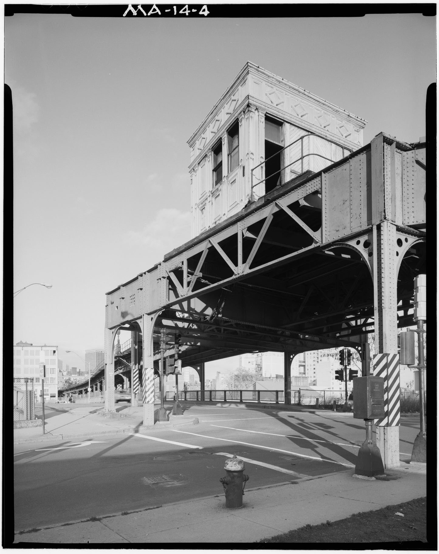 Washington Street Elevated, Tower D, 1982