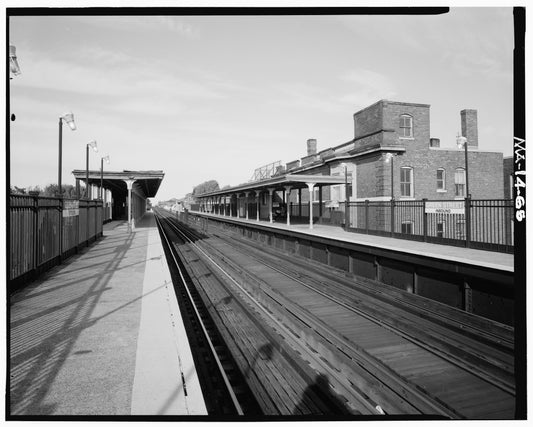 Green Street Station, Platforms Looking North, 1982