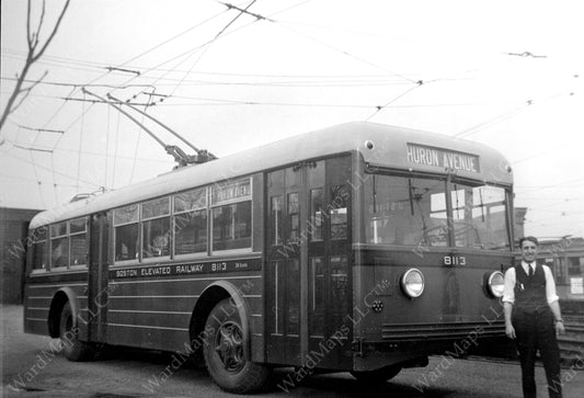 Boston Elevated Railway Co. Trackless Trolley #8113, Circa 1940