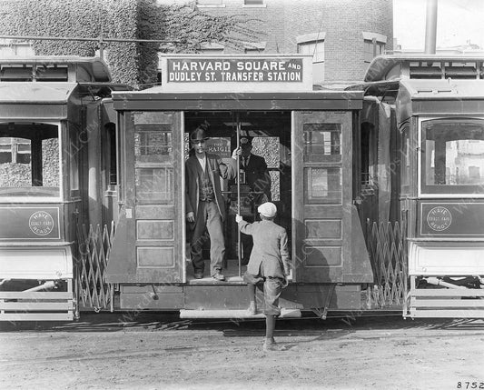 Boarding a Snake Car at Harvard Square 1912